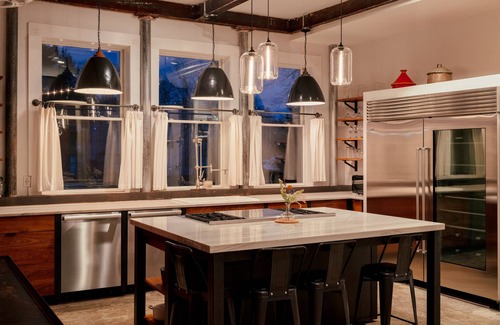 Beacon Apartment | Charming 3-bedroom apartment in delightful Beacon with Chef's Kitchen