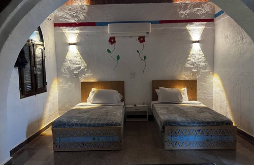 Aswan Bed & Breakfast | Charming 3-bedroom bed & breakfast in pleasant Aswan with WiFi, AC