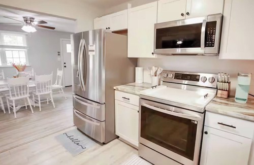 Gracewood Other | Charming 3-bedroom farmhouse with Longhorns and Chickens! 30 Acres of Land