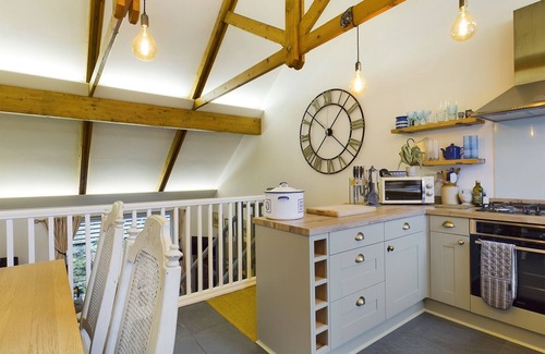 Carnon Downs Cottage | Charming 3-bedroom cottage located within 5 star gated complex at The Valley