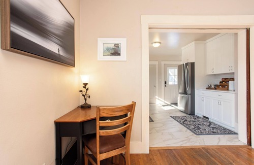 Lettered Streets House | Charming 3-bedroom house in the lively heart of Bellingham, with high-speed WiFi