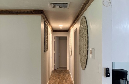Hobe Sound House | Charming 3-bedroom house with heated pool in Hobe Sound sleeps 8, with AC, WiFi