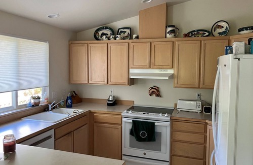 West Lake Stevens House | Charming 3-bedroom house with WiFi, AC in serene Marysville.
