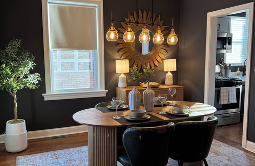 North Michigan Park House | Charming 3-bedroom house with WiFi and AC in Washington