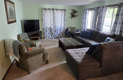 Cassville House | Charming 3-bedroom home in the heart of Cassville!