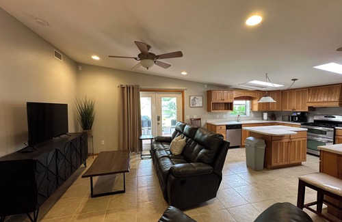 Inverness House | Charming 3-bedroom house on the Tsala Apopka Lake chain in beautiful Inverness