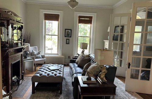 Fifth Ward House | Charming 3-bedroom house in Milwaukee. 10 minutes to the convention center.