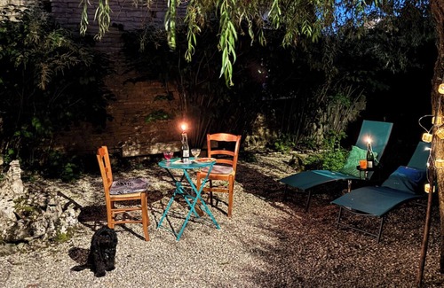 Courban House | Charming 3-Bedroom House Near the Crement and Champagne Vineyards.