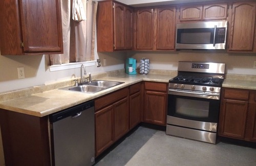 Biggs Field House | Charming 3-bedroom house with AC and WiFi in El Paso