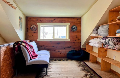 Kellogg House | Charming 3-bedroom house in lovely Kellogg with Gondola Views!