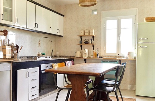 Muros House | Charming 3-bedroom house with WiFi and AC in enchanting Muros