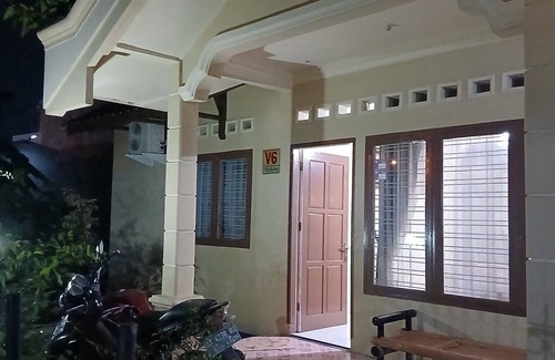 Padang House | Charming 3-bedroom house near beach