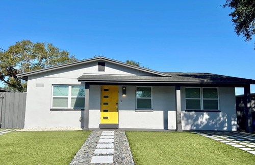 Sun Bay South House | Charming 3-bedroom house with pool in south Tampa