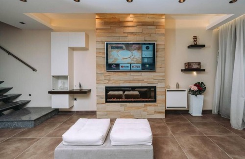 Korinos House | Charming 3-bedroom villa in marvelous Korinos with fitness room, WiFi