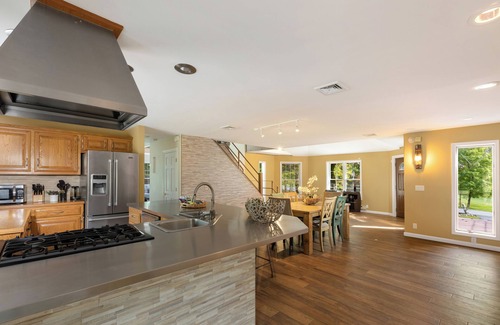 Newburgh Villa | Charming 3-bedroom villa with WiFi, AC in fabulous Monroe