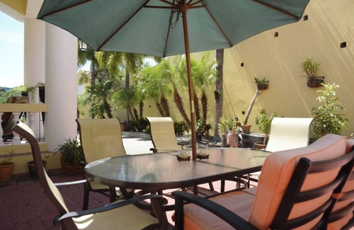 Frigate Bay Villa | Charming 3-bedroom villa with Breathtaking Ocean View