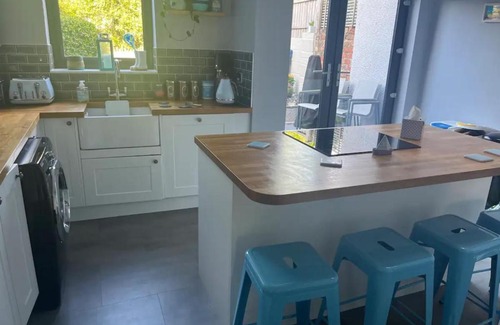 Southville House | Charming 3BD House wPrivate Garden - Bristol