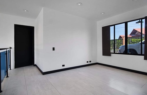 Pereira House | Charming 4-bedroom house with WiFi and AC in beautiful Tres Puertas