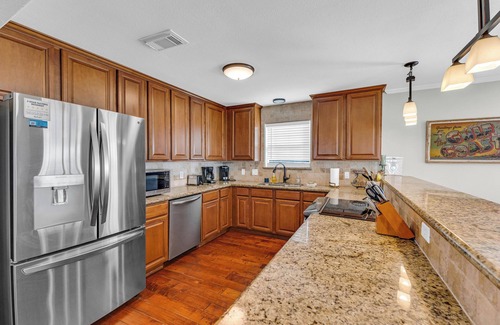 Indian Beach House | Charming 4-bedroom house in Galveston with hot tub, family friendly!