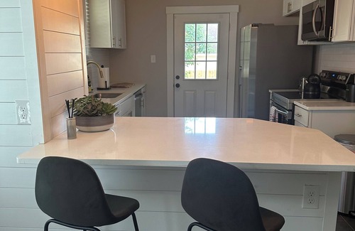Savannah House | Charming 4-bedroom house with WiFi and AC in superb Savannah