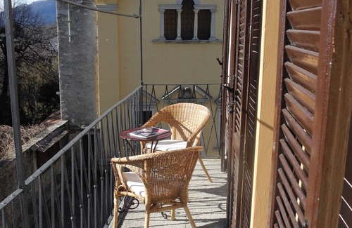 Cresseglio House | Charming 4½-room corner house with a beautiful view of Lake Maggiore
