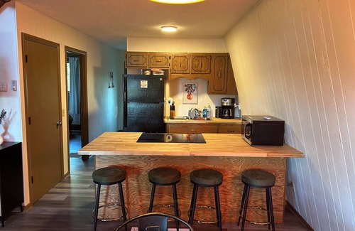 Jamestown House | Charming A-frame with Lake Cumberland Views