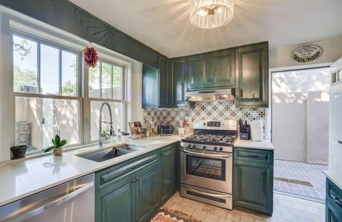 Santa Fe House | Charming adobe Territorial-style home