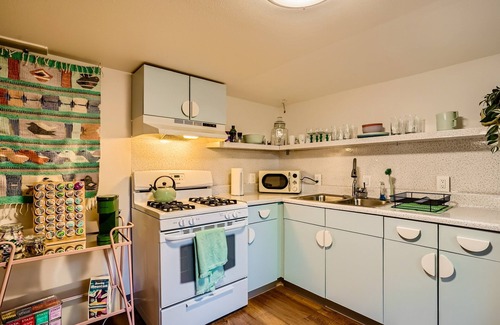 West Colfax House | Charming and Colorful Apartment at Sloans Lake