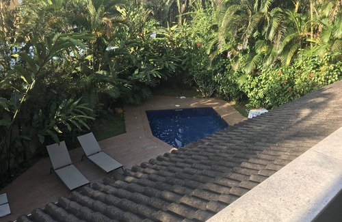 Baleia House | Charming and Comfortable House 800mts from the beach