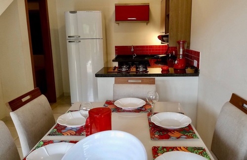 Jabaquara House | Charming and cosy, near the beach, 3 suites, near old town, pool, BBQ, WiFi, Netflix