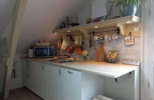 Beets Condo | Charming and luxuriously furnished coach house on the Beemster ring canal