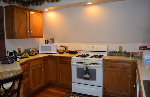 James Creek House | Charming and Spacious A-Frame minutes from James Creek Launch - Raystown Lake