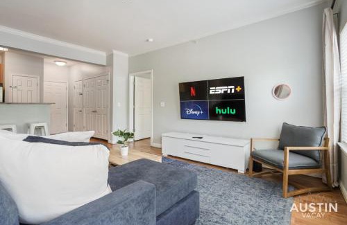 West Campus Apartment | Charming and Spacious Apt in Austin with a Pool