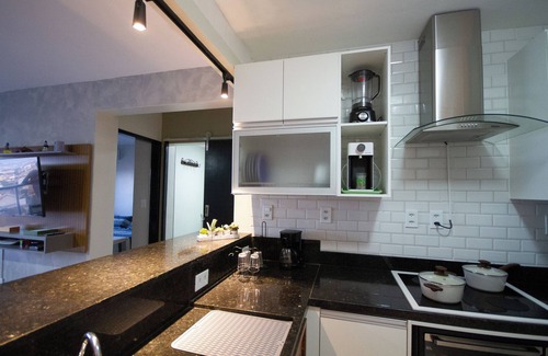 Praia Grande Apartment | Charming apartment with AC and ocean view.
