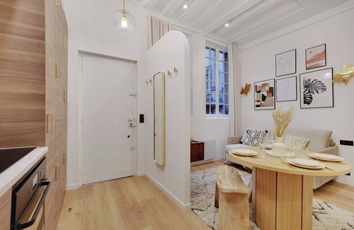 Quartier Sainte-Avoye Apartment | Charming apartment - 1BR/4P - AC - Marais