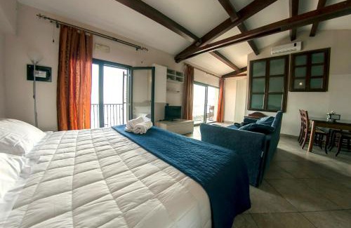 Capo Mulini Apartment | Charming apartment in Capo Mulini with sea view - 50 m²