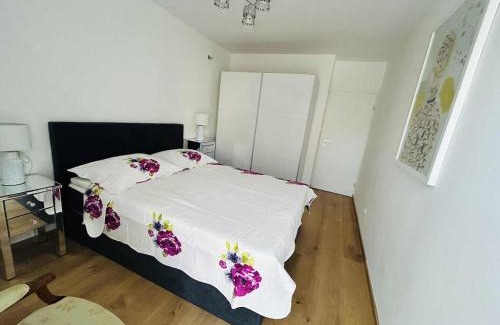 Znjan Apartment | Charming Apartment Mari Žnjan