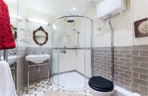 Barbican Apartment | Charming Apartment minutes walk from St Paul's Cathedral!