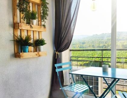 El Francas Apartment | Charming apartment with mountain view in Francàs - 45m²