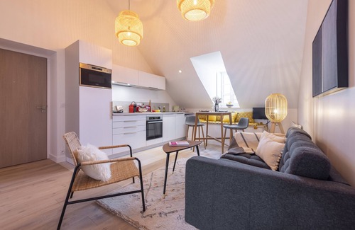 Vannes Apartment | CHARMING, ATYPICAL APARTMENT IN THE HEART OF TOWN