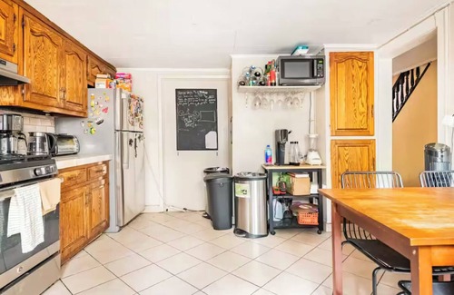Williamsburg House | Charming bedroom with lofted bed in Vibrant Williamsburg, Brooklyn with roomates