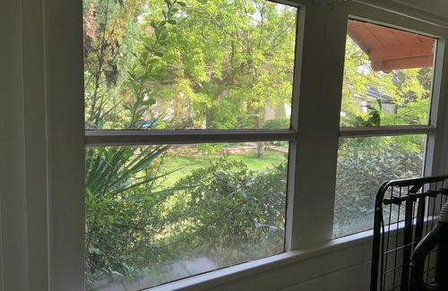 La Garde House | Charming bungalow (San Francisco) , secluded property with pool - beaches nearby