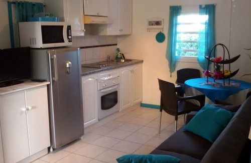 Le Moule House | Charming bungalows the mill of the bay sea view