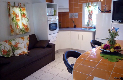 Le Moule House | Charming bungalows the mill of the bay sea view