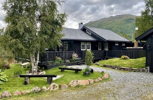 Møre og Romsdal Cabin | Charming Cabin Near Norway's Fjords and Mountains - Pets Allowed