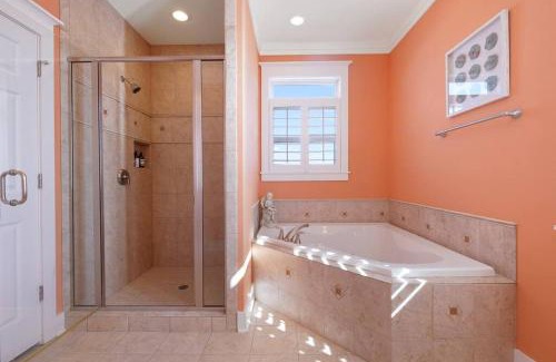 Ocean Isle Beach House | Charming Canal Home with Private Heated Pool and Boat Lift