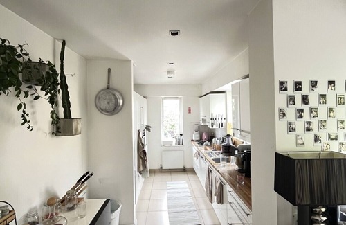 Queen's Park Apartment | Charming Canal-Side 2 Double-Bedroom Flat Near Iconic Portobello Road