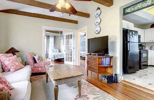 New Smyrna Beach House | Charming Carriage House near Historic Canal Street, Minutes to the Beach!