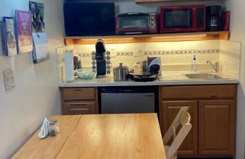 Downtown Tucson Apartment | Charming Casita in Historic Barrio Viejo 144 sq ft.