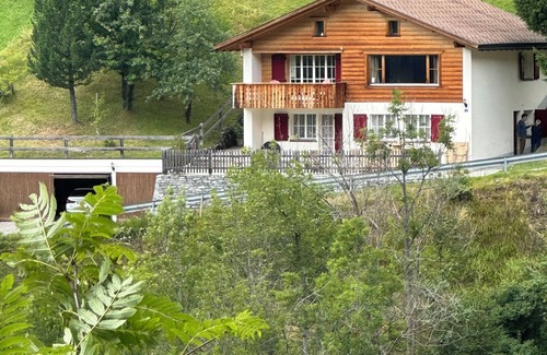 Litziruti Ski Chalet | Charming Chalet by Arosa with stunning Alpine views